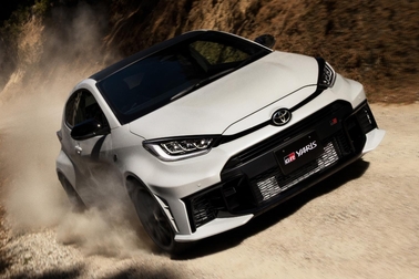 RZ“High performance”［GR-DAT（8AT・4WD）］